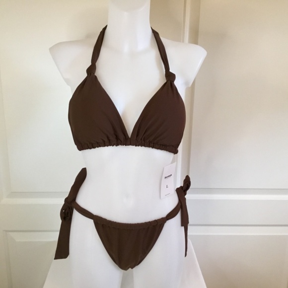 Women’s Halter Knot Tie Triangle Top And Brazilian Bottom Bikini Set - Picture 4 of 8